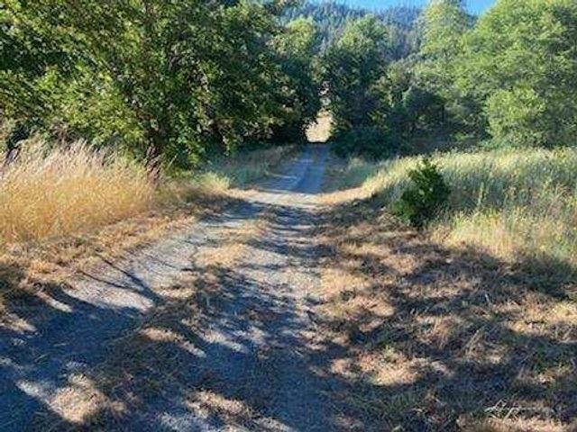 6285 Thompson Creek Road, Applegate, OR 97530