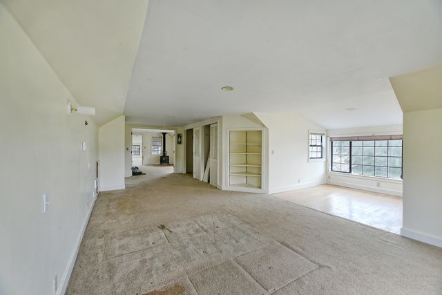 6285 Thompson Creek Road, Applegate, OR 97530