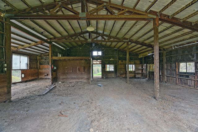 6285 Thompson Creek Road, Applegate, OR 97530