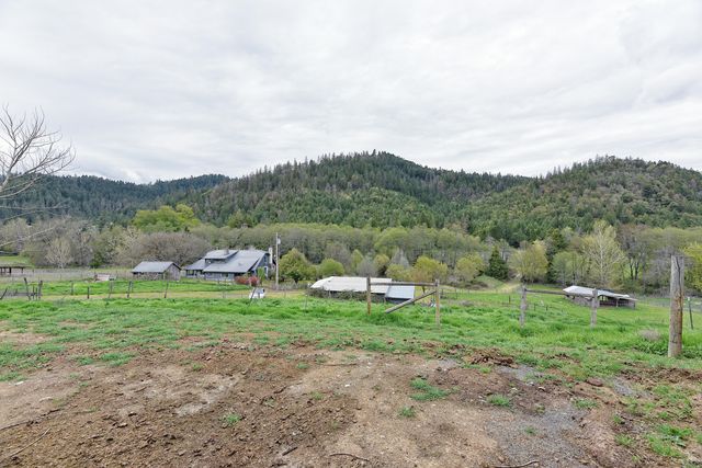 6285 Thompson Creek Road, Applegate, OR 97530