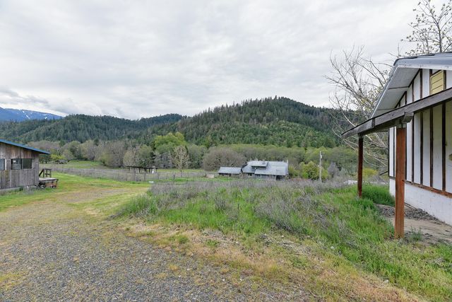 6285 Thompson Creek Road, Applegate, OR 97530