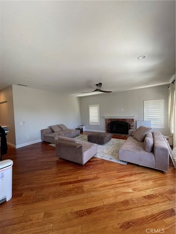 41885 Corte Valentine, Temecula, CA 92592