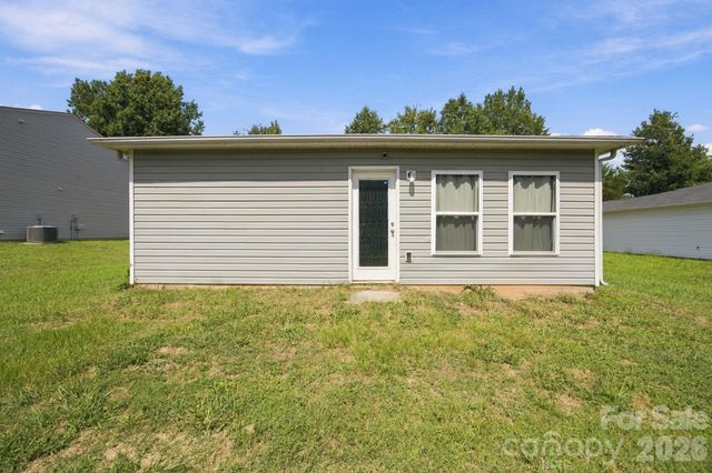 2142 Cindy Lane, Charlotte, NC 28216