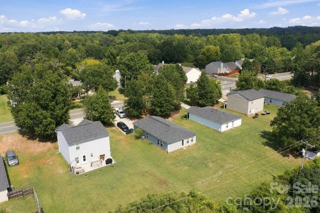 2142 Cindy Lane, Charlotte, NC 28216