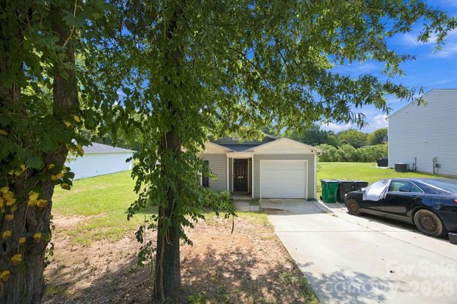 2142 Cindy Lane, Charlotte, NC 28216