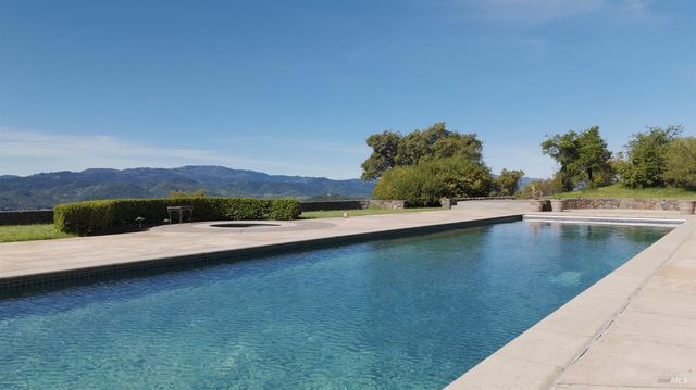 177 Ridge Dr, Napa, CA 94558