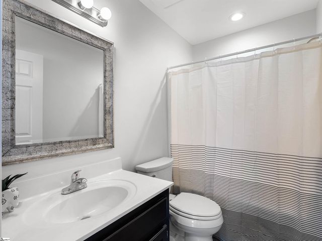 505 Two Gait Lane, Simpsonville, SC 29680