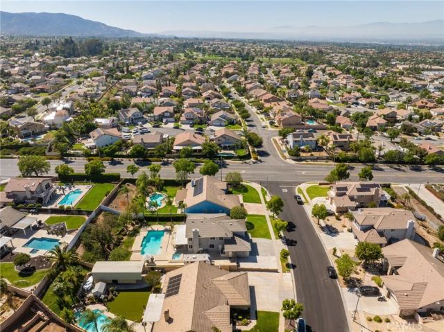 1520 Dianne, Corona, CA 92881