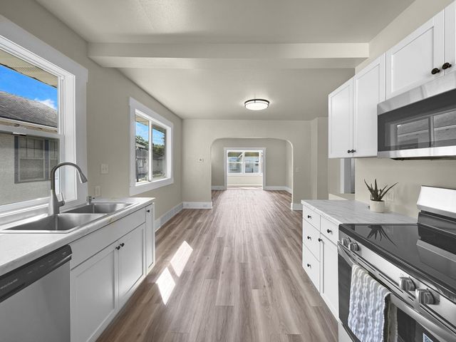 1145 9th Street N, Fargo, ND 58102