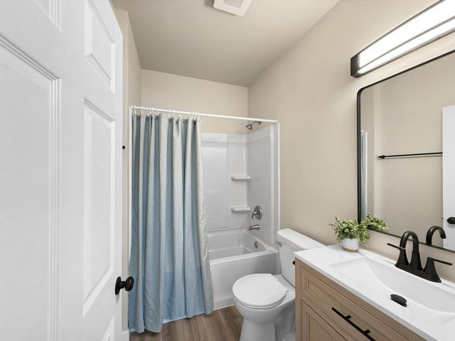 1145 9th Street N, Fargo, ND 58102