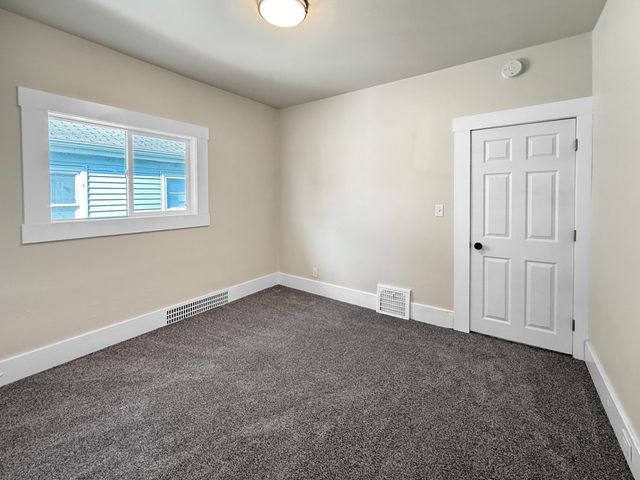 1145 9th Street N, Fargo, ND 58102