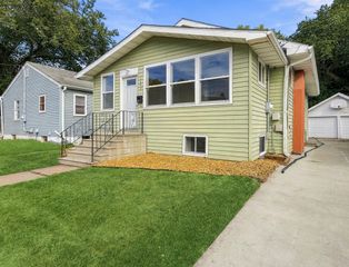 1145 9th Street N, Fargo, ND 58102