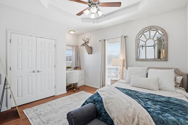 279 County Road 302, George West, TX 78022