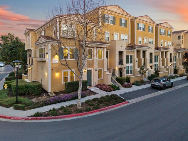 1916 Trento Loop, Milpitas, CA 95035