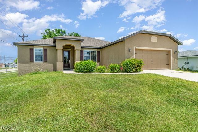 101 SE 44th TER, Cape Coral, FL 33904