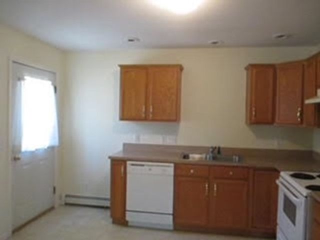 832 Westhampton Road, Northampton, MA 01062