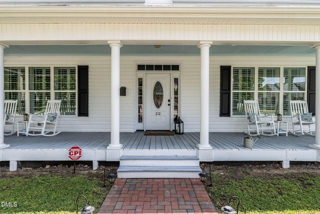 212 W Church Street, Benson, NC 27504