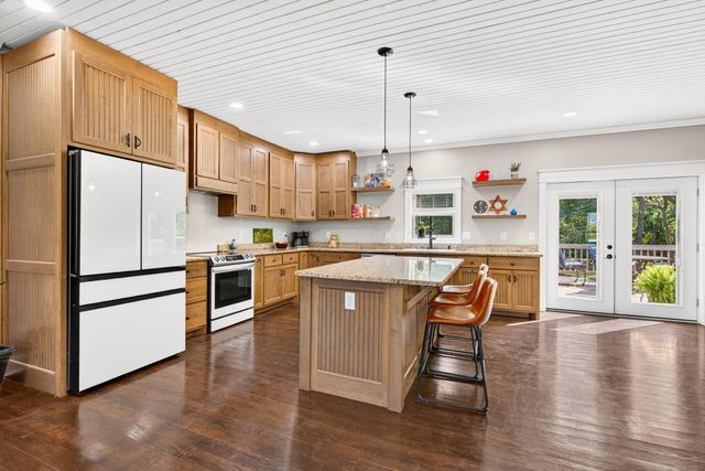 8320 Cattail Road NE, Pleasantville, OH 43148
