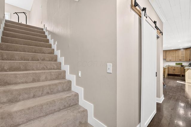8320 Cattail Road NE, Pleasantville, OH 43148