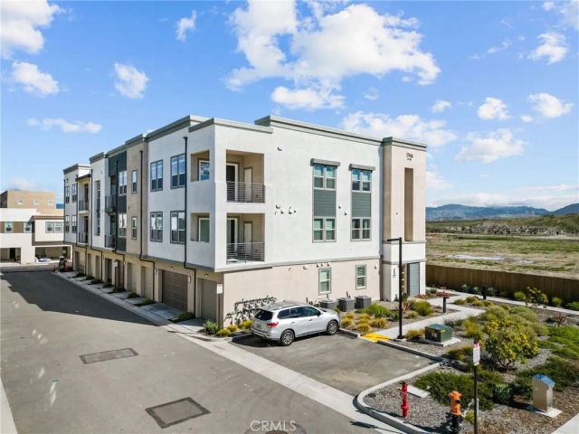 27466 Mercantile Court 303, Valencia, CA 91381