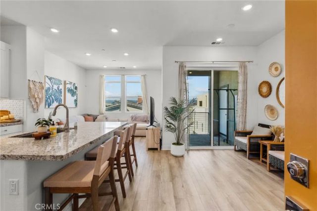 27466 Mercantile Court 303, Valencia, CA 91381