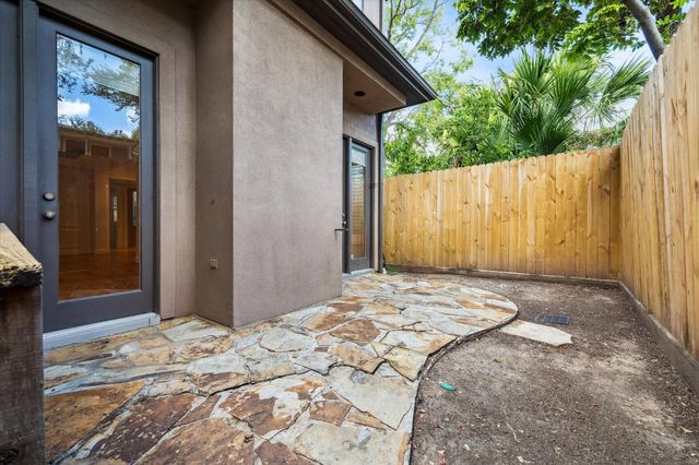 1705 Park Street, Houston, TX 77019