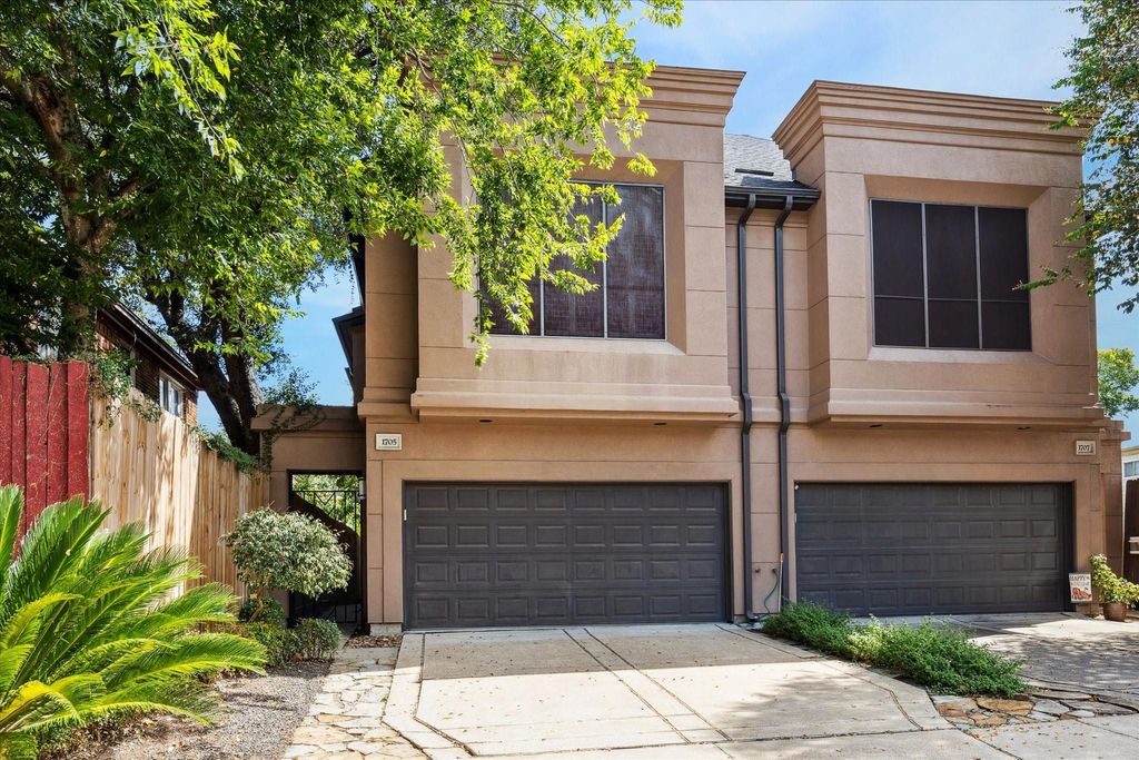 1705 Park Street, Houston, TX 77019