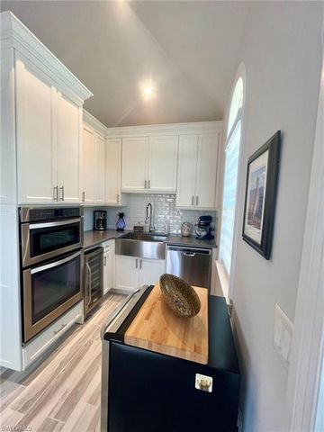 4592 Southern Breeze DR, Naples, FL 34114