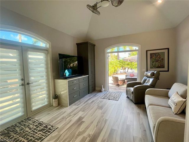 4592 Southern Breeze DR, Naples, FL 34114