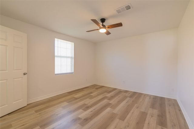 11810 Fieldcrest Drive, La Porte, TX 77571