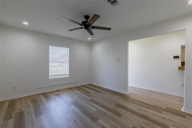 11810 Fieldcrest Drive, La Porte, TX 77571