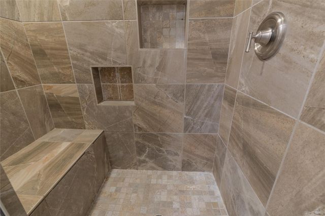 11810 Fieldcrest Drive, La Porte, TX 77571