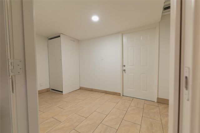 11810 Fieldcrest Drive, La Porte, TX 77571