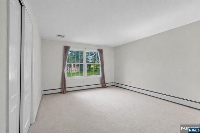 2 Tanglewood Drive, East Hanover Twp, NJ 07936
