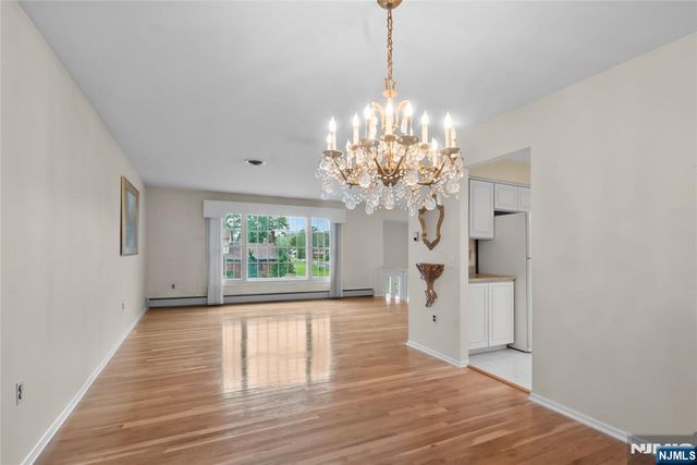 2 Tanglewood Drive, East Hanover Twp, NJ 07936