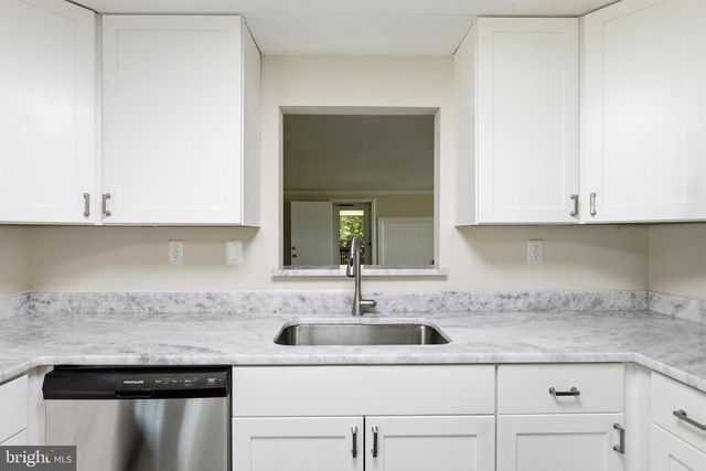 271 SHACKELFORD WELL RD, Fredericksburg, VA 22406
