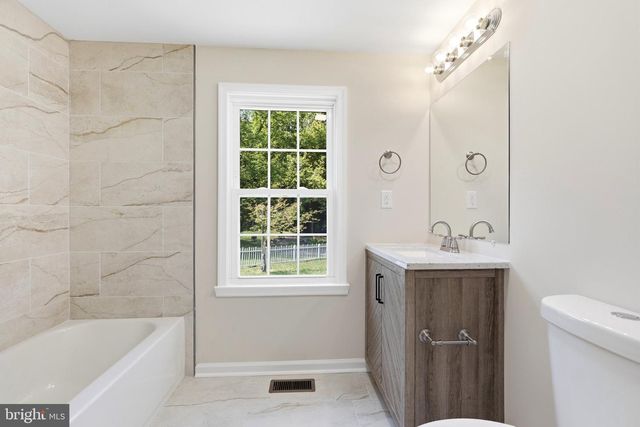 271 SHACKELFORD WELL RD, Fredericksburg, VA 22406