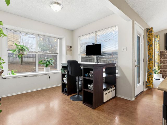 7002 Escondido Drive, Arlington, TX 76016