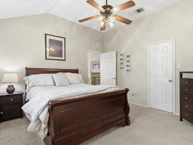 7002 Escondido Drive, Arlington, TX 76016