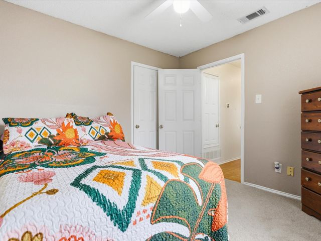 7002 Escondido Drive, Arlington, TX 76016