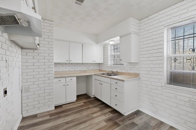 7919 Olusta Drive, Dallas, TX 75217