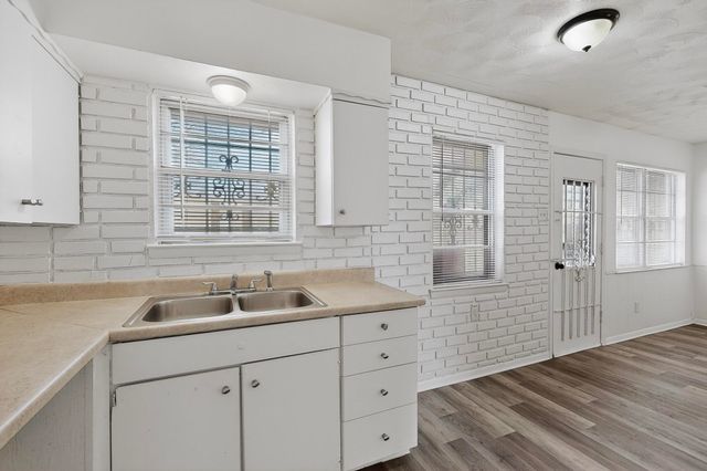 7919 Olusta Drive, Dallas, TX 75217