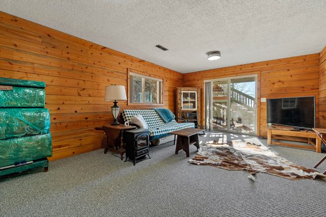 7575 Cannon Avenue, Klamath Falls, OR 97603