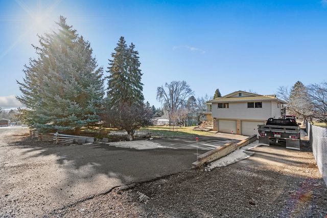 7575 Cannon Avenue, Klamath Falls, OR 97603