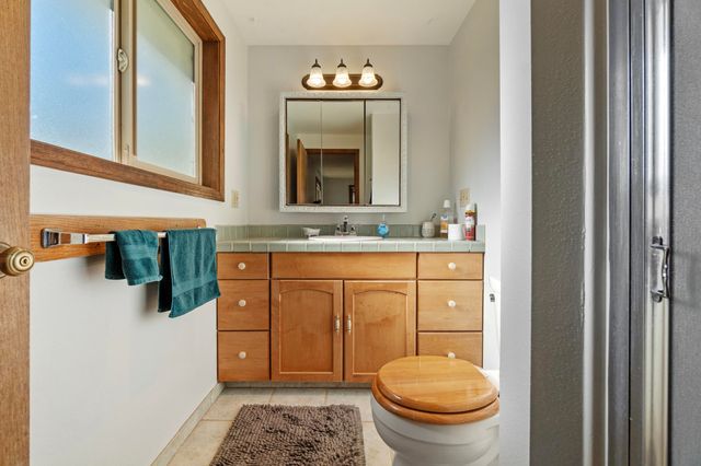 7575 Cannon Avenue, Klamath Falls, OR 97603