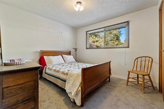 7575 Cannon Avenue, Klamath Falls, OR 97603