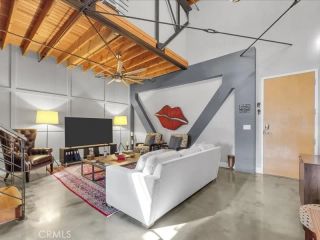 1100 E 3rd 204, Long Beach, CA 90802