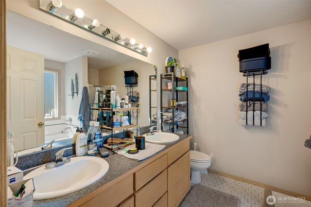 7306 278th Place, Stanwood, WA 98292