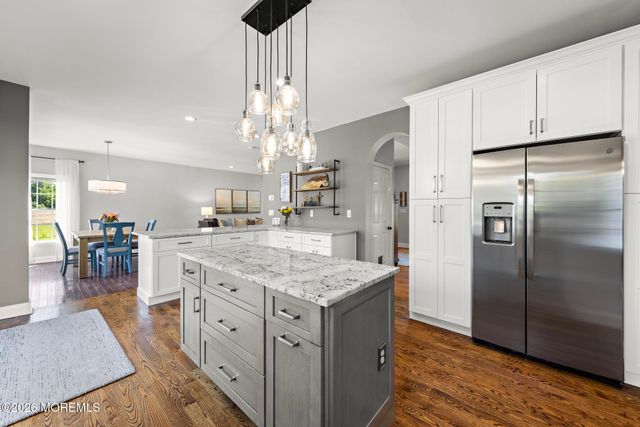 170 Burlington Path Road, Cream Ridge, NJ 08514