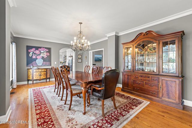 170 Burlington Path Road, Cream Ridge, NJ 08514